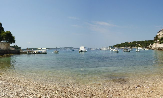 Strand Hvar img